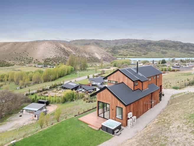 2 Judare Drive, Cromwell