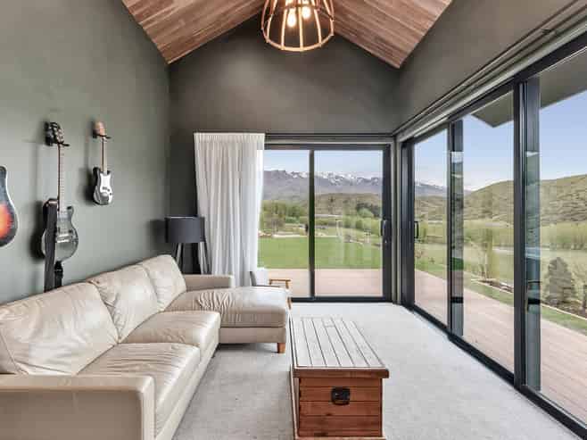 2 Judare Drive, Cromwell