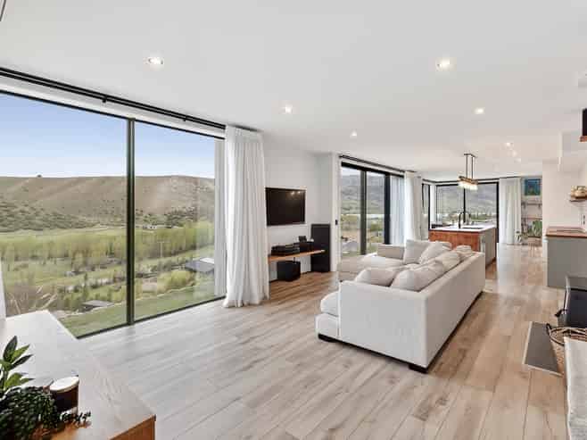 2 Judare Drive, Cromwell