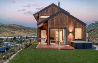 2 Judare Drive, Cromwell