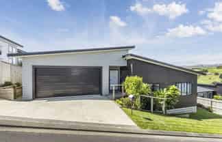 168 Endeavour Drive, Whitby