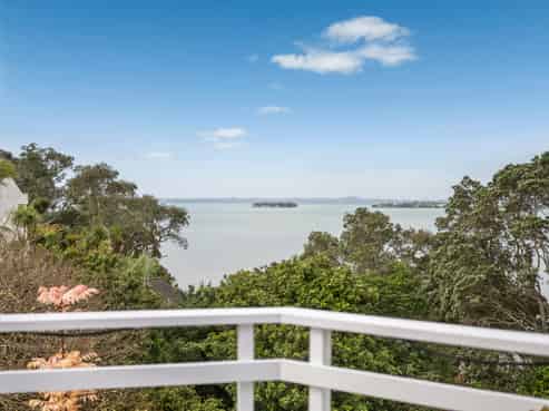 16 Tainui Road, Cockle Bay