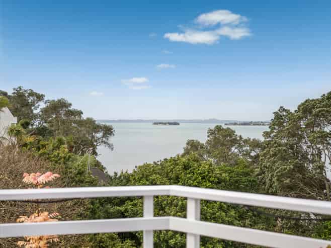 16 Tainui Road, Cockle Bay