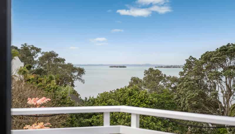 16 Tainui Road, Cockle Bay