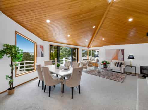 16 Tainui Road, Cockle Bay