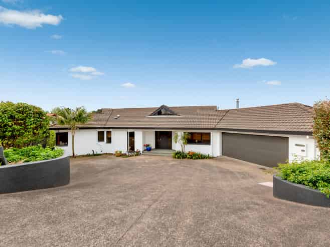 16 Tainui Road, Cockle Bay