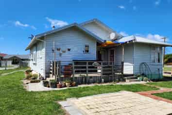 14 Rhodes Street, Pareora
