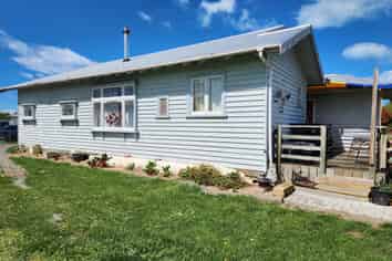 14 Rhodes Street, Pareora