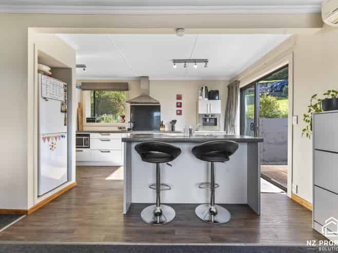 23 Rotoiti Street, Maia