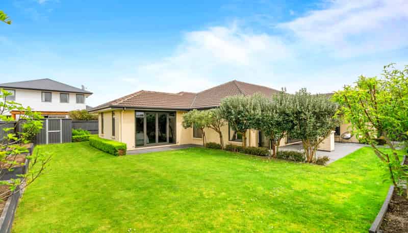 6 Jacques Way, Yaldhurst