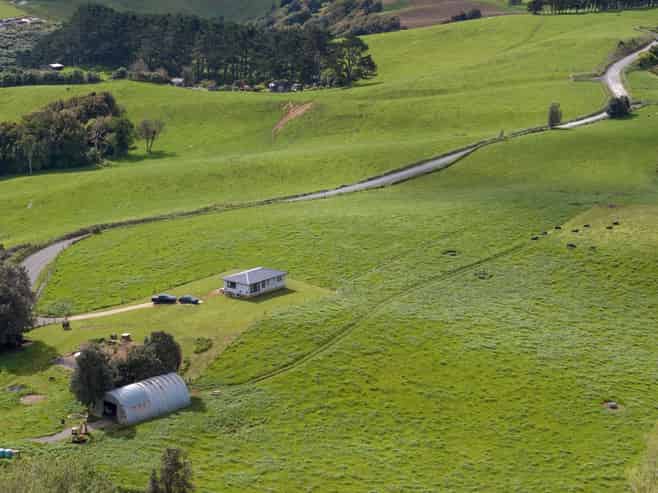 697 Maungatawhiri Road, Raglan