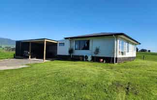 697 Maungatawhiri Road, Raglan