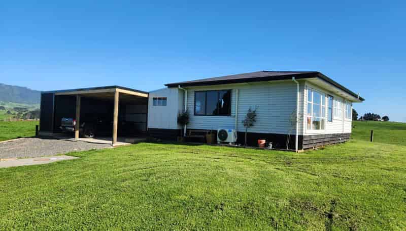 697 Maungatawhiri Road, Raglan