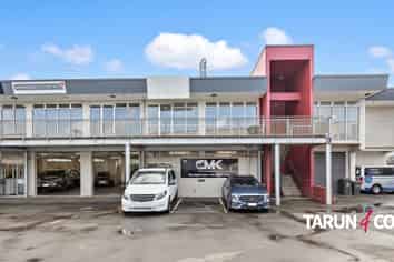 198sqm Office + 5 Car Parks - Onehunga