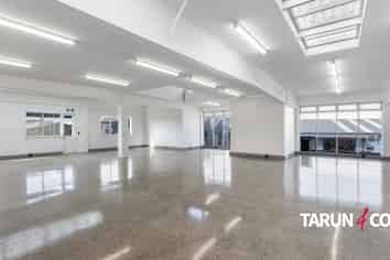 198sqm Office + 5 Car Parks - Onehunga