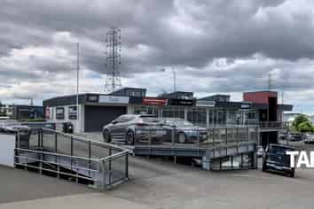 198sqm Office + 5 Car Parks - Onehunga
