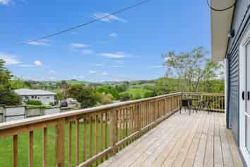 14 View Street, Maungaturoto