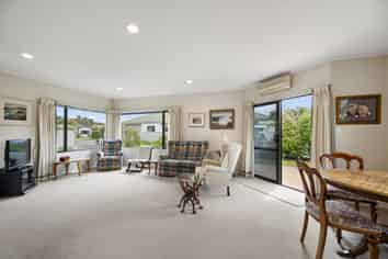 5 Ebury Mews, Taradale