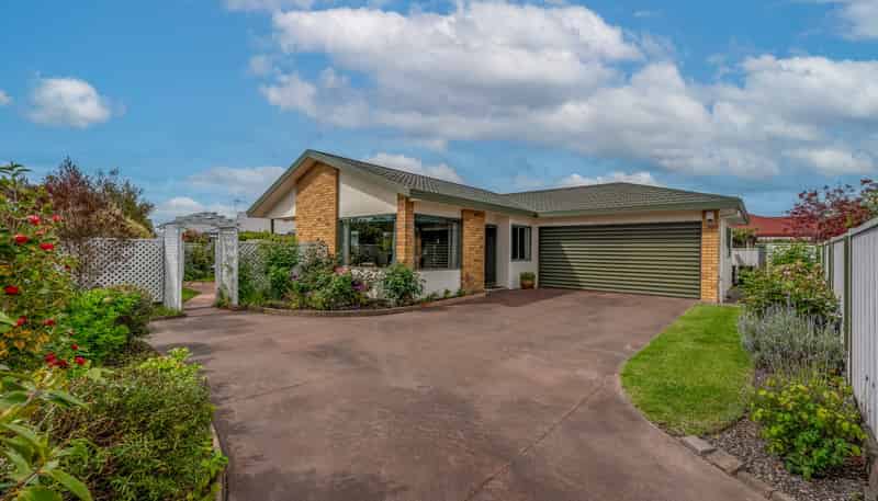 5 Ebury Mews, Taradale