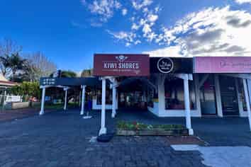 Turn Key Cafe/Resturant In Browns Bay