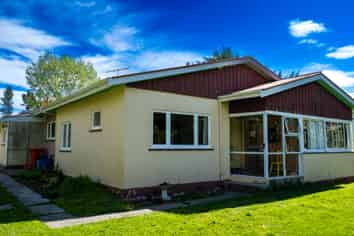 42 Falcon Street, PALMERSTON