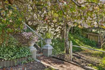 12 Cunningham Terrace, Lyttelton