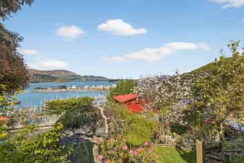 12 Cunningham Terrace, Lyttelton