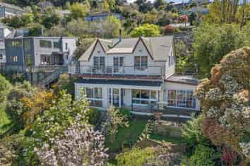 12 Cunningham Terrace, Lyttelton