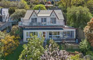 12 Cunningham Terrace, Lyttelton