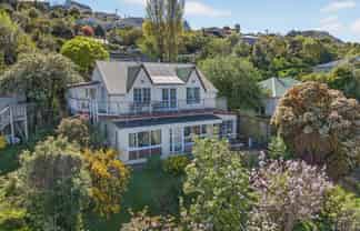 12 Cunningham Terrace, Lyttelton