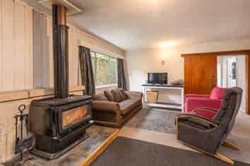 22 Hawkhurst Road, Lyttelton