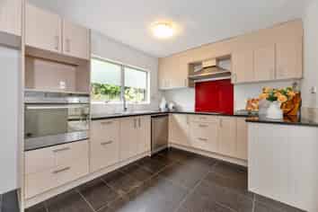 29 Santiago Crescent, Unsworth Heights