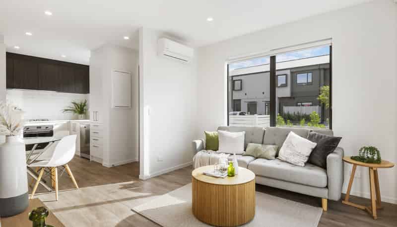 14 Pohorama Lane, Takanini