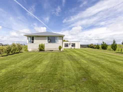 260 Main North Road, Waitara