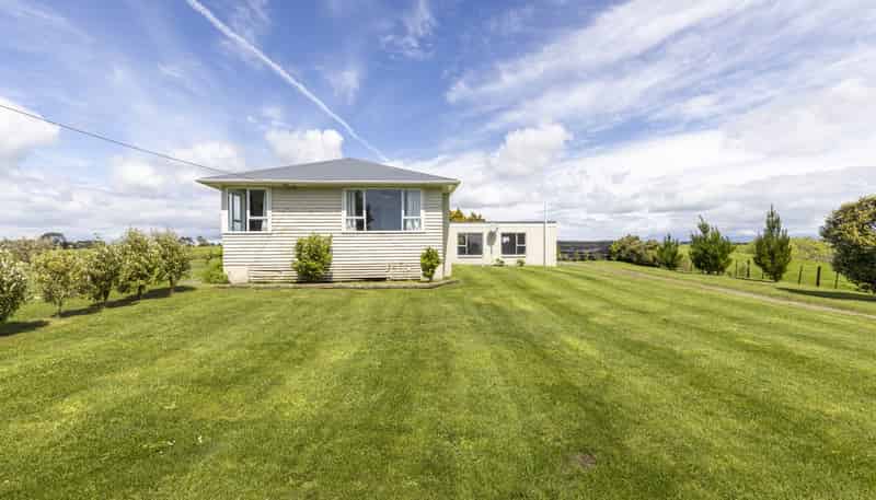 260 Main North Road, Waitara