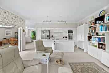 61 Panorama Heights, Orewa