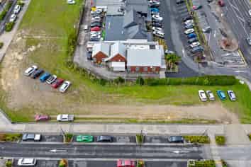 Premium Land in Kumeu-Location Location