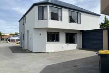 2/90 Picton Avenue , Riccarton