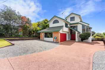 26 Monyash Road, Manly