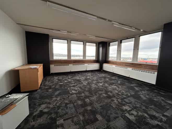 Refurbished Offices - Exchange