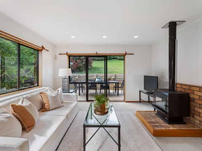 24 Bayside Drive, Browns Bay