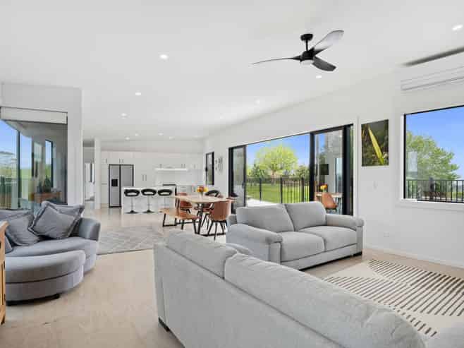 17 Coal Hill Road, Mangawhai