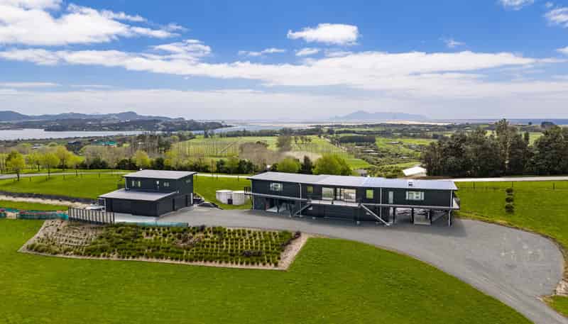 17 Coal Hill Road, Mangawhai