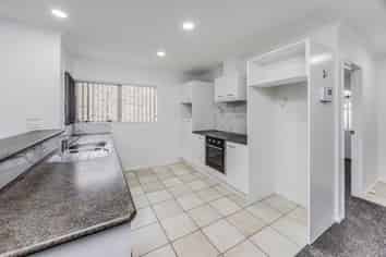 9 Ashmere Lane, Weymouth