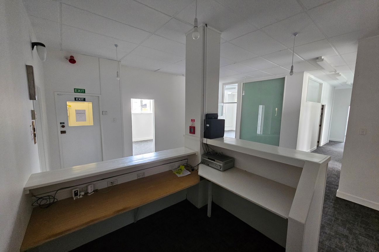 Prime Level 2 Office Space - Entire Floor - Vista 2