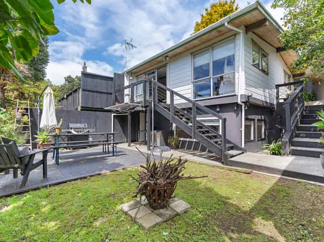 12b Wheeler Place, Upper Vogeltown