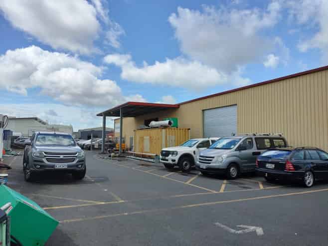 Central Te Rapa workshop with yard