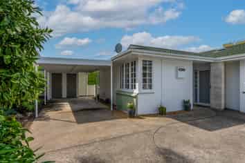 3/10A Meeanee Quay, Westshore