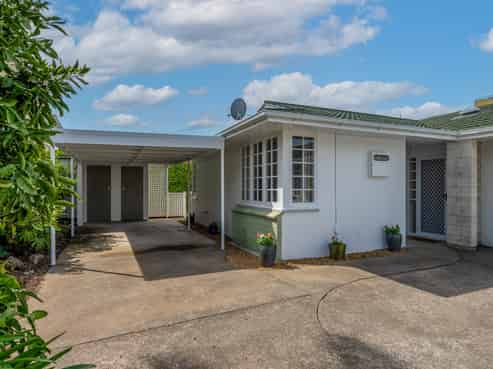 3/10A Meeanee Quay, Westshore