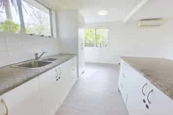 7 Garton Drive, Massey